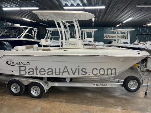 Robalo R222 fiche technique et avis